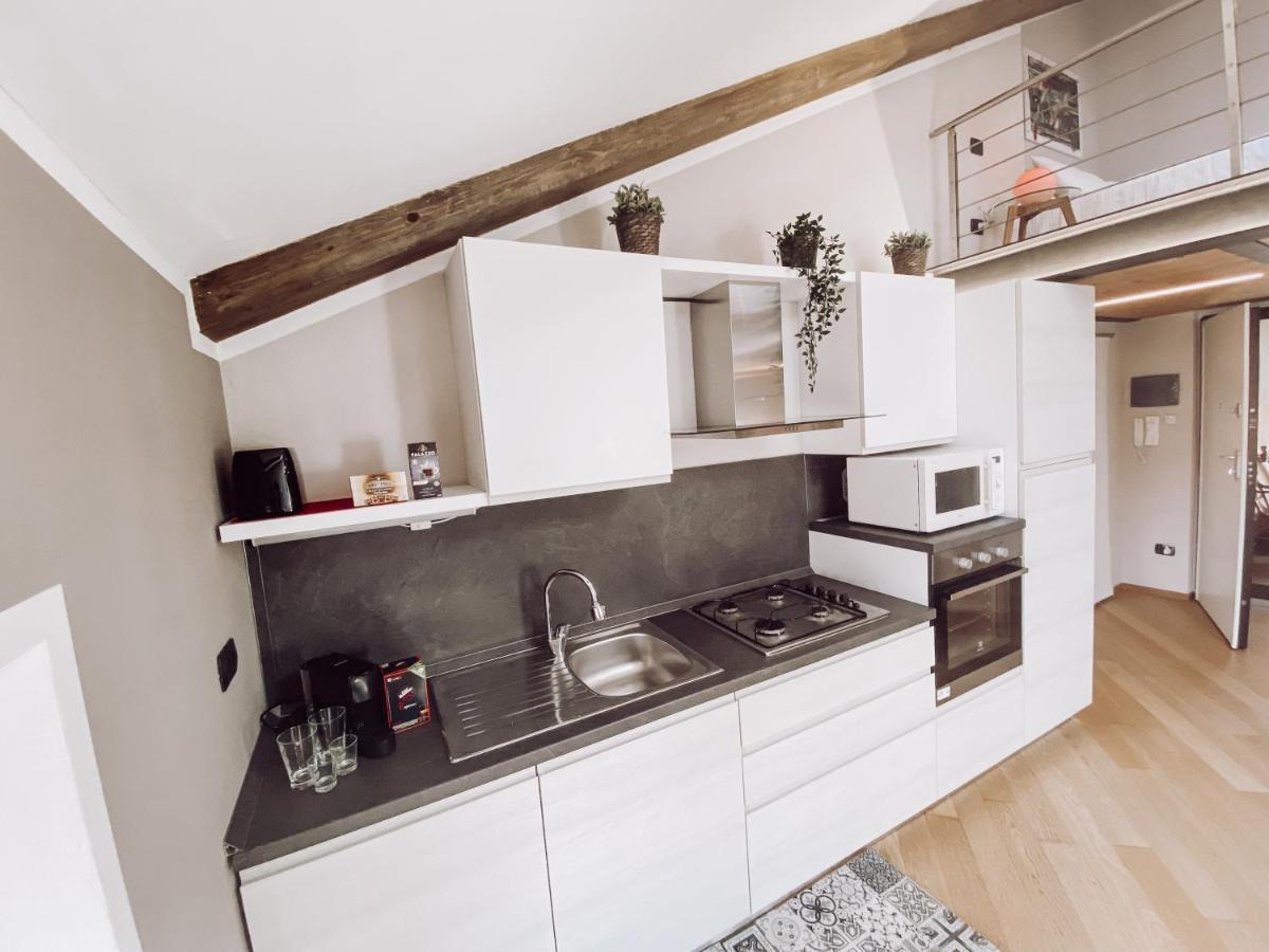 Historic Center Charming Apartment Free Wi-Fi Savigliano Exterior foto