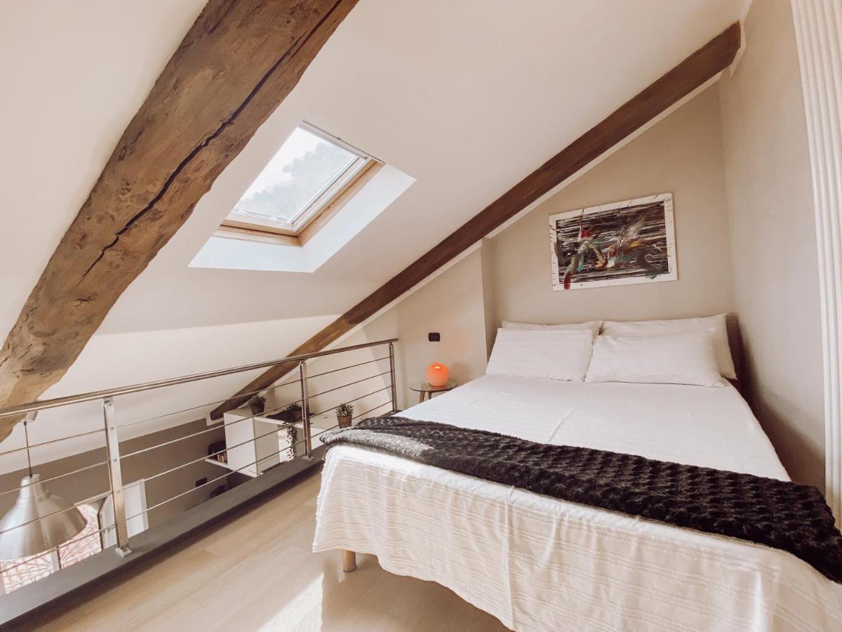 Historic Center Charming Apartment Free Wi-Fi Savigliano Exterior foto