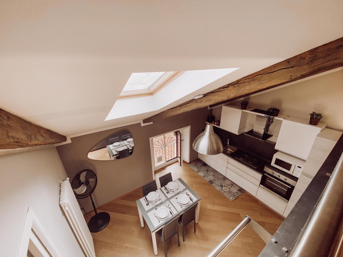 Historic Center Charming Apartment Free Wi-Fi Savigliano Exterior foto